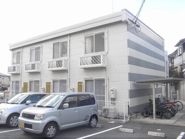 レオパレスコスミック外観写真1