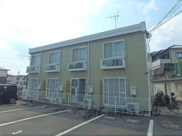 レオパレスコスミック外観写真2