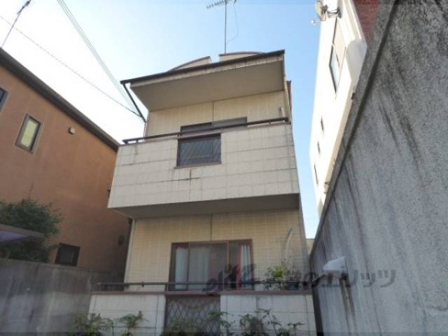 アストロプラザ３外観写真2