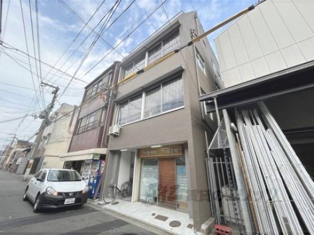 正面ビル外観写真2
