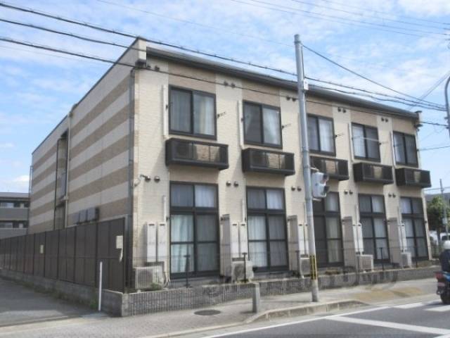 レオパレスアクシス外観写真1