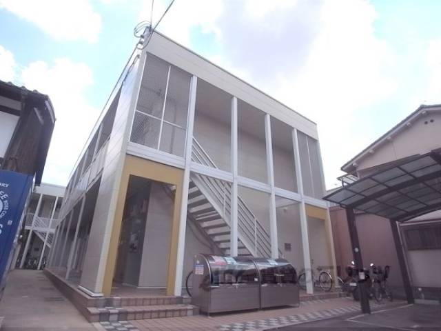 レオパレスグローバル２外観写真1