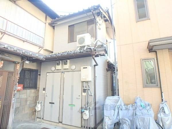 046367の外観写真