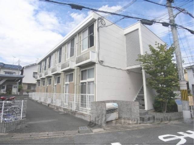 レオパレスグランブル外観写真1