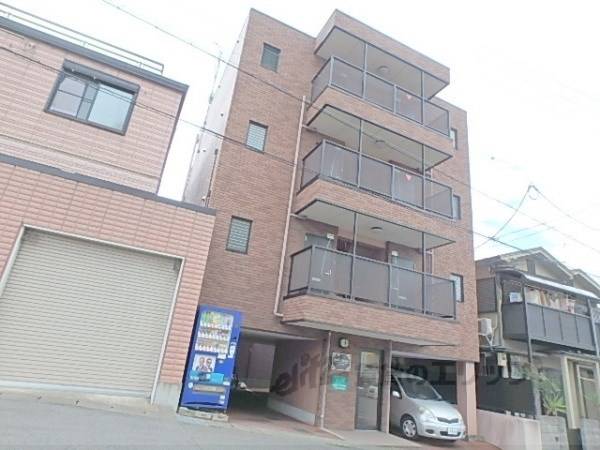 046833の外観写真