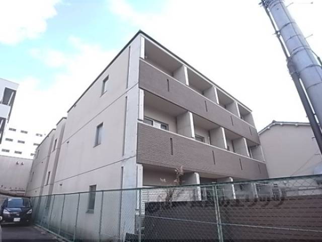 グロリアス深草外観写真2