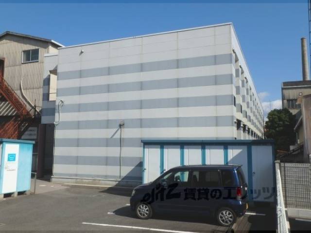 レオパレスファースト外観写真2