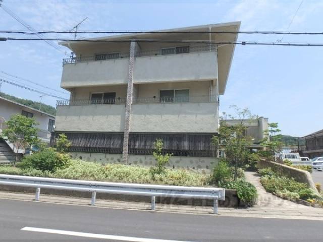Ｌａ・ｖｉｌｌａ・ｄｅ・ｒｅｖｅ柊　西棟外観写真2