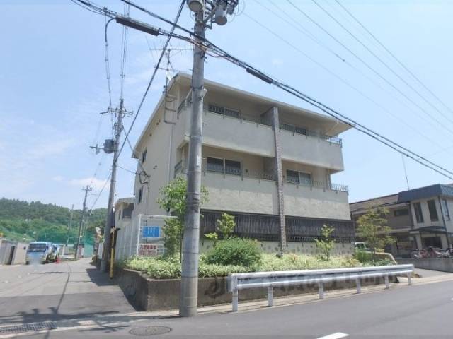 Ｌａ・ｖｉｌｌａ・ｄｅ・ｒｅｖｅ柊　西棟外観写真3