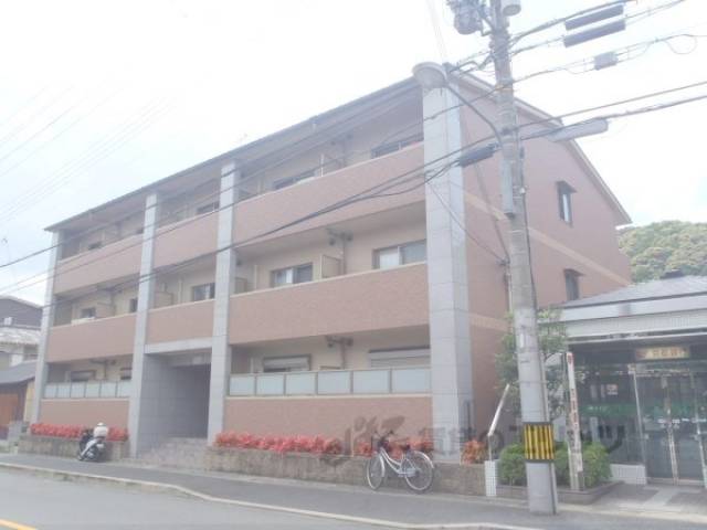 キャトルセゾン嵐山外観写真3