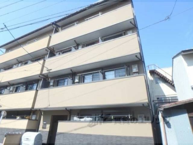 ロイヤルコンフォート外観写真3