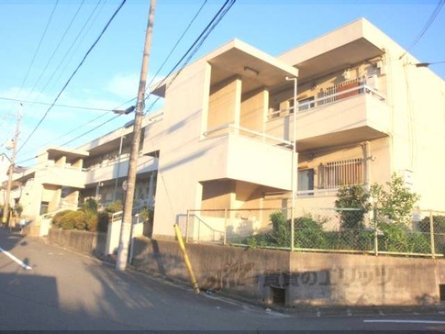 中西マンションＢ棟外観写真1