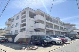 MAYUMIハイツアザレア外観写真