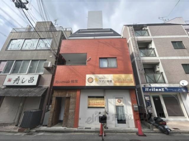 リバーサイドくずは外観写真1