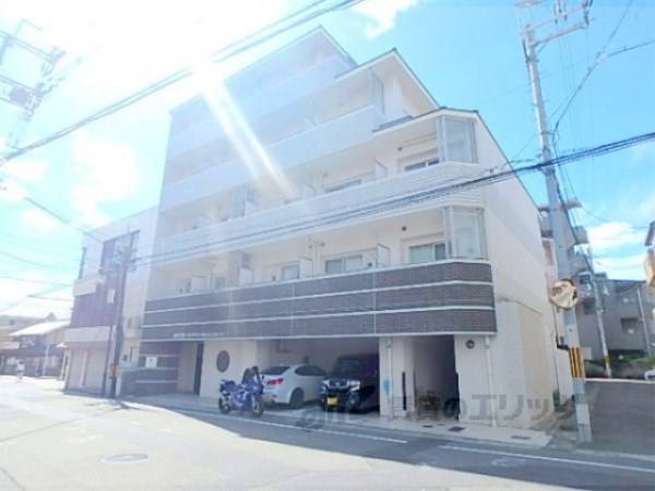 048937の外観写真