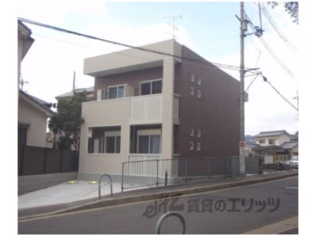 サテンドール　セレーネ外観写真1