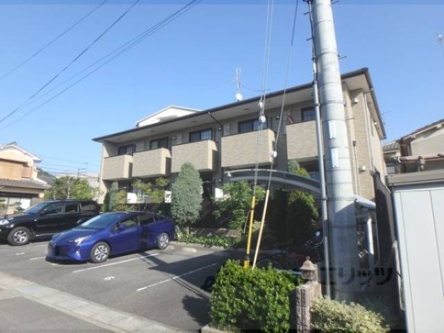 カーサ　ディ　カメリア外観写真2