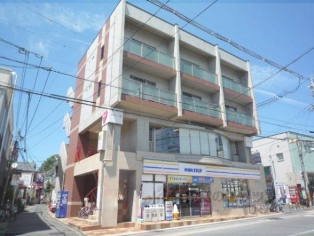 アルティスタ帷子ヶ辻外観写真1