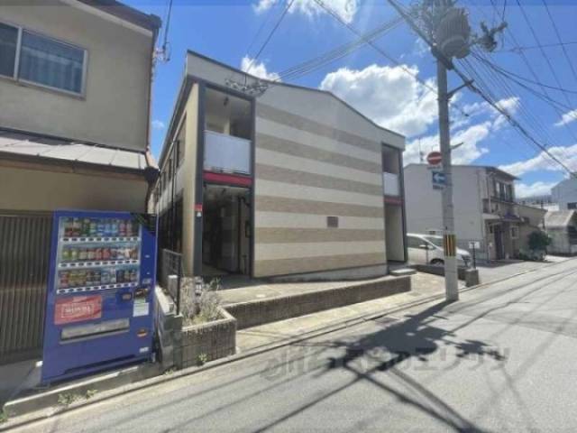 レオパレス二条城北外観写真1