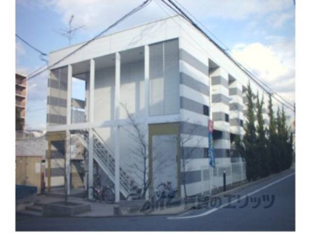レオパレスプリオール東山外観写真1
