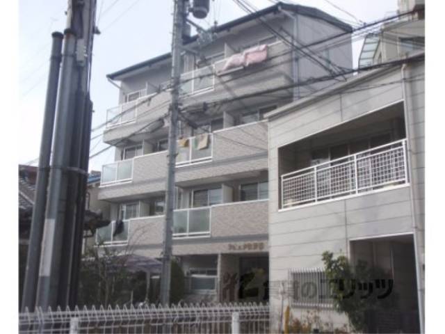 ラピュタ牧野阪外観写真1