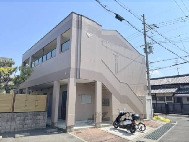 エバーハイツ春日外観写真2