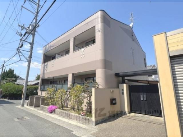 エバーハイツ春日外観写真3