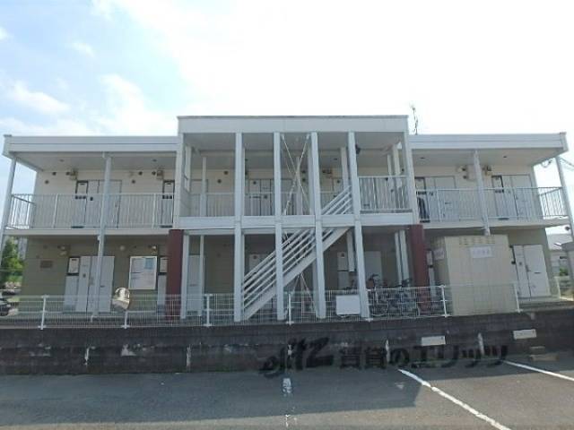 レオパレスフォーチュネイト外観写真2