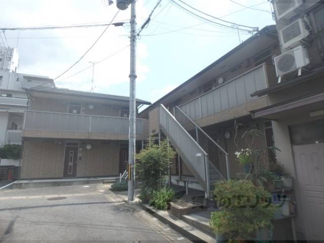 フリアンディーズコミューン外観写真2