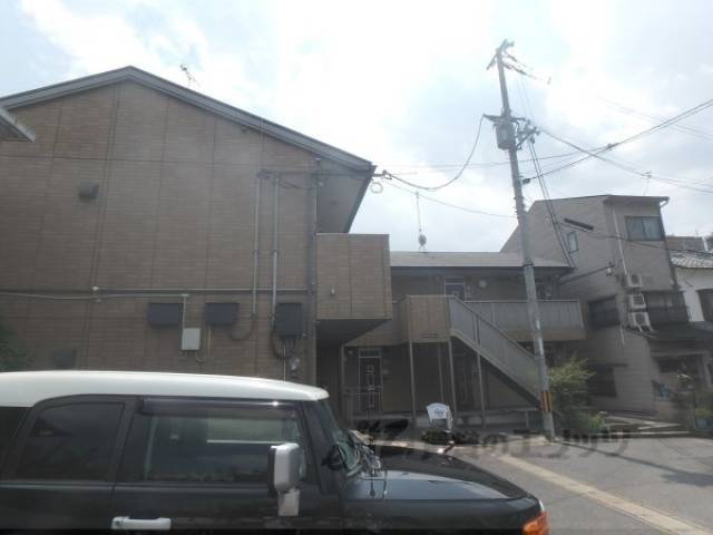 フリアンディーズコミューン外観写真3