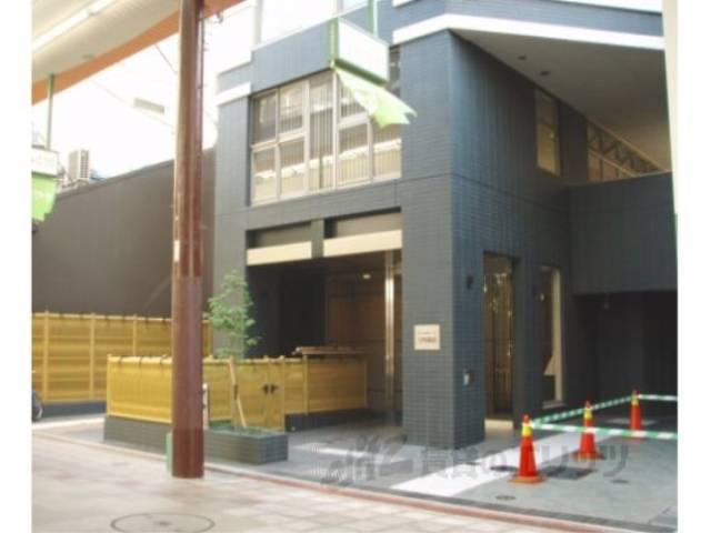 ローレルコート寺町御池外観写真1