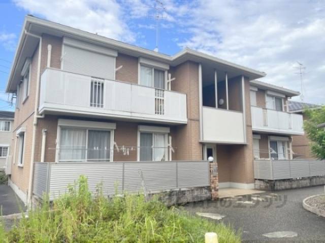 ラフィネ梅美台外観写真1