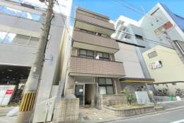 レオパレスエタージュ外観写真
