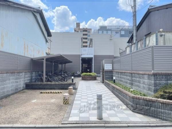 051399の外観写真