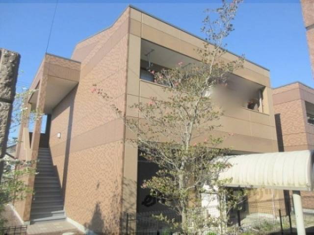 シャインヒルズ３外観写真1