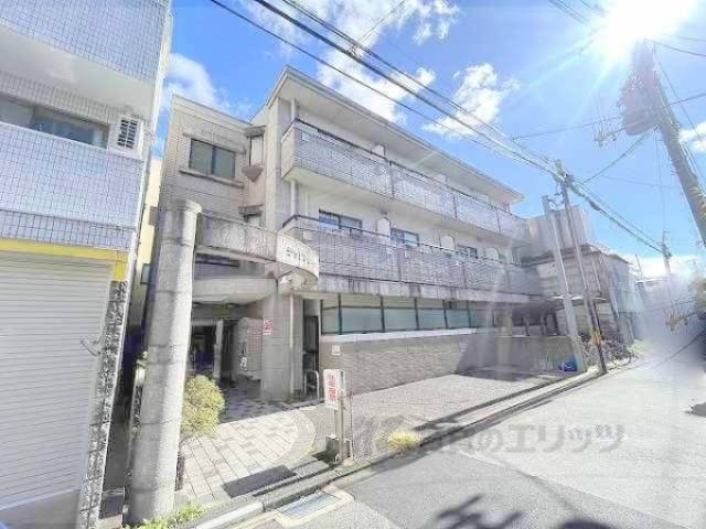 ラッジングハウス蘭３外観写真1