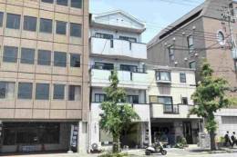 丸太町御前１階店舗外観写真