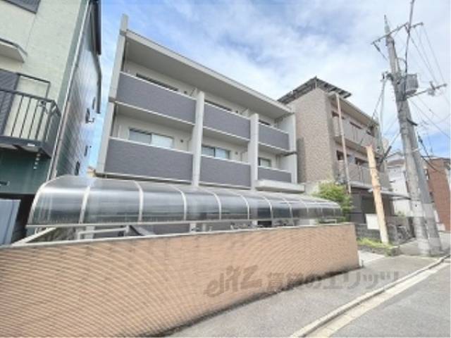 グランディール西院外観写真3