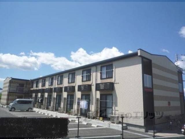 レオパレス三康外観写真1