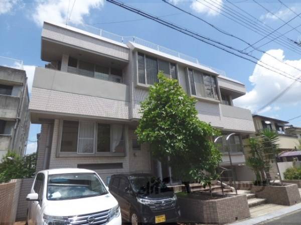 052829の外観写真