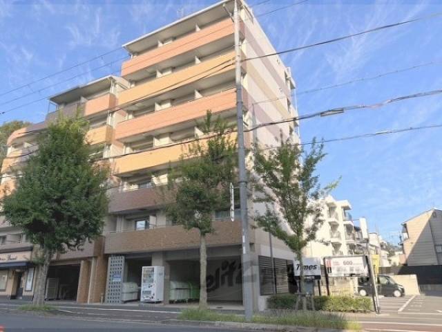 グリーンメイプル衣笠外観写真1