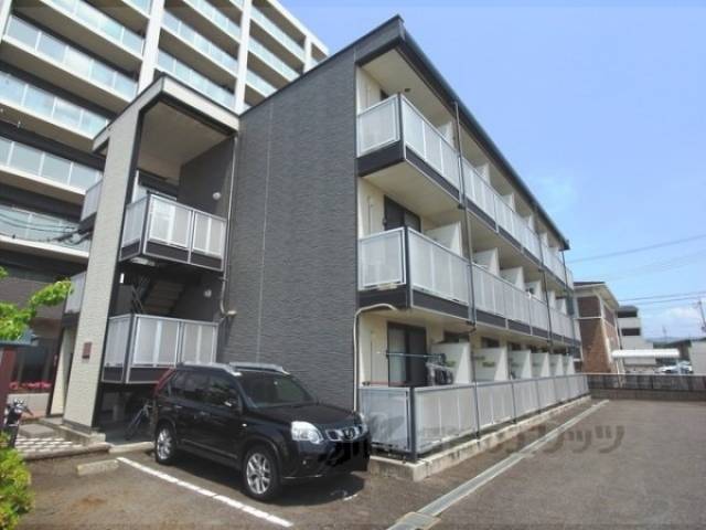 レオパレスＢ　Ｖｉｌｌａｇｅ外観写真3