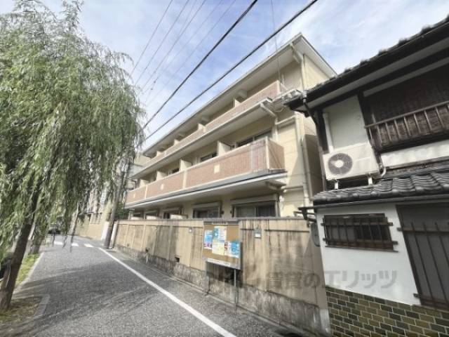 ファミュ白川外観写真2