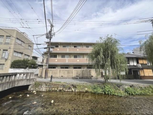ファミュ白川外観写真3