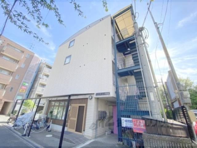 レフティ－岡東外観写真1