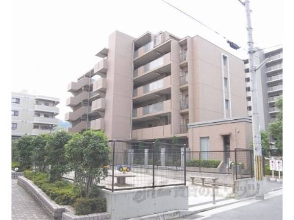 053510の外観写真