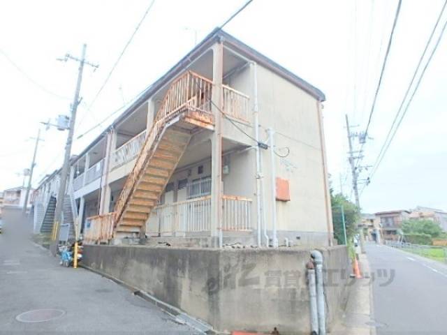 コーポカモネード外観写真1