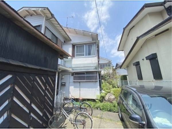 053778の外観写真