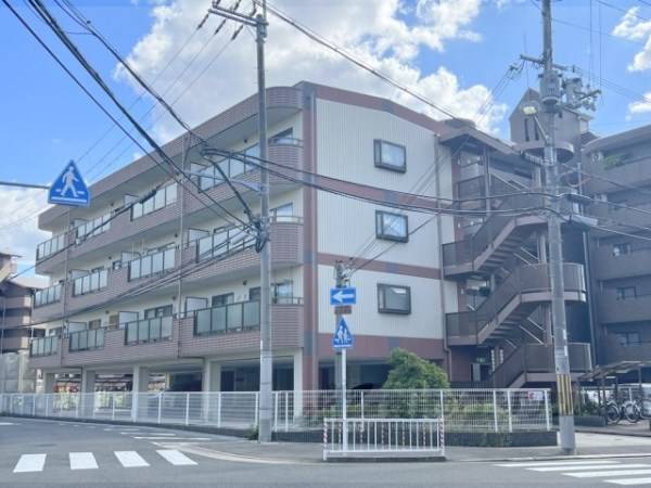 053832の外観写真