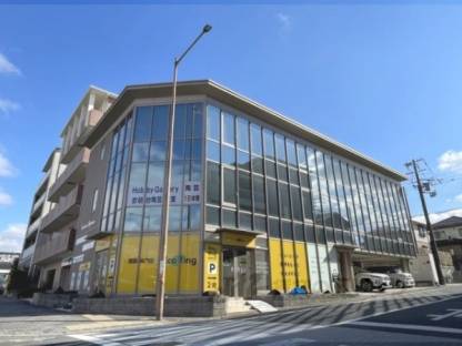 Ｇｅｎｉｕｓ　Ｓｑｕａｒｅ外観写真1